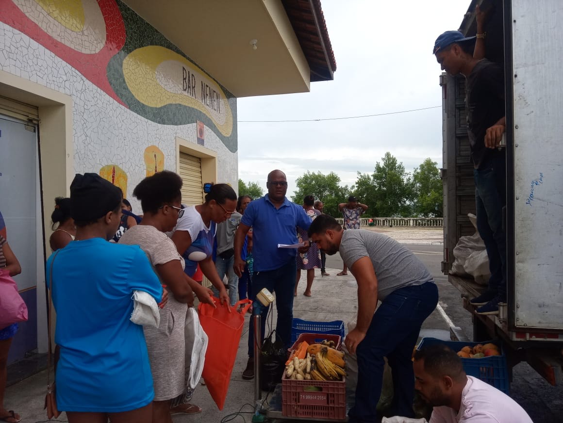 70 famílias franciscanas receberam alimentos doados pela Prefeitura
