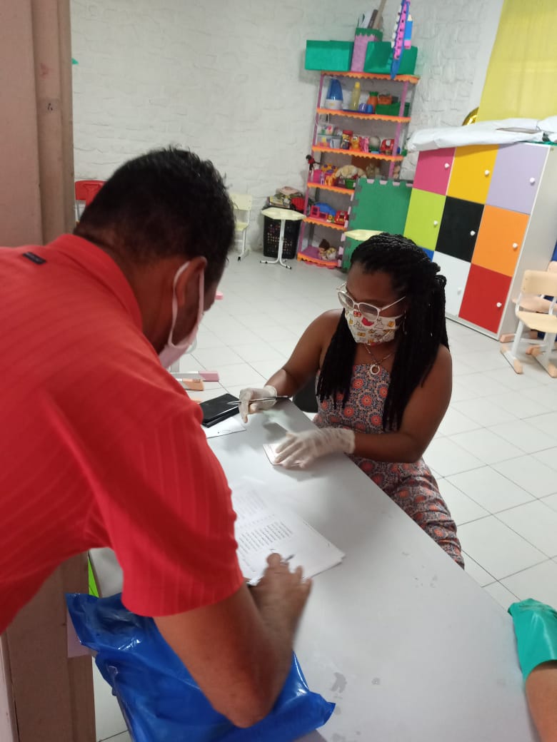 Entrega de materiais escolares pela SEDUC acontece nesta quinta e sexta-feira