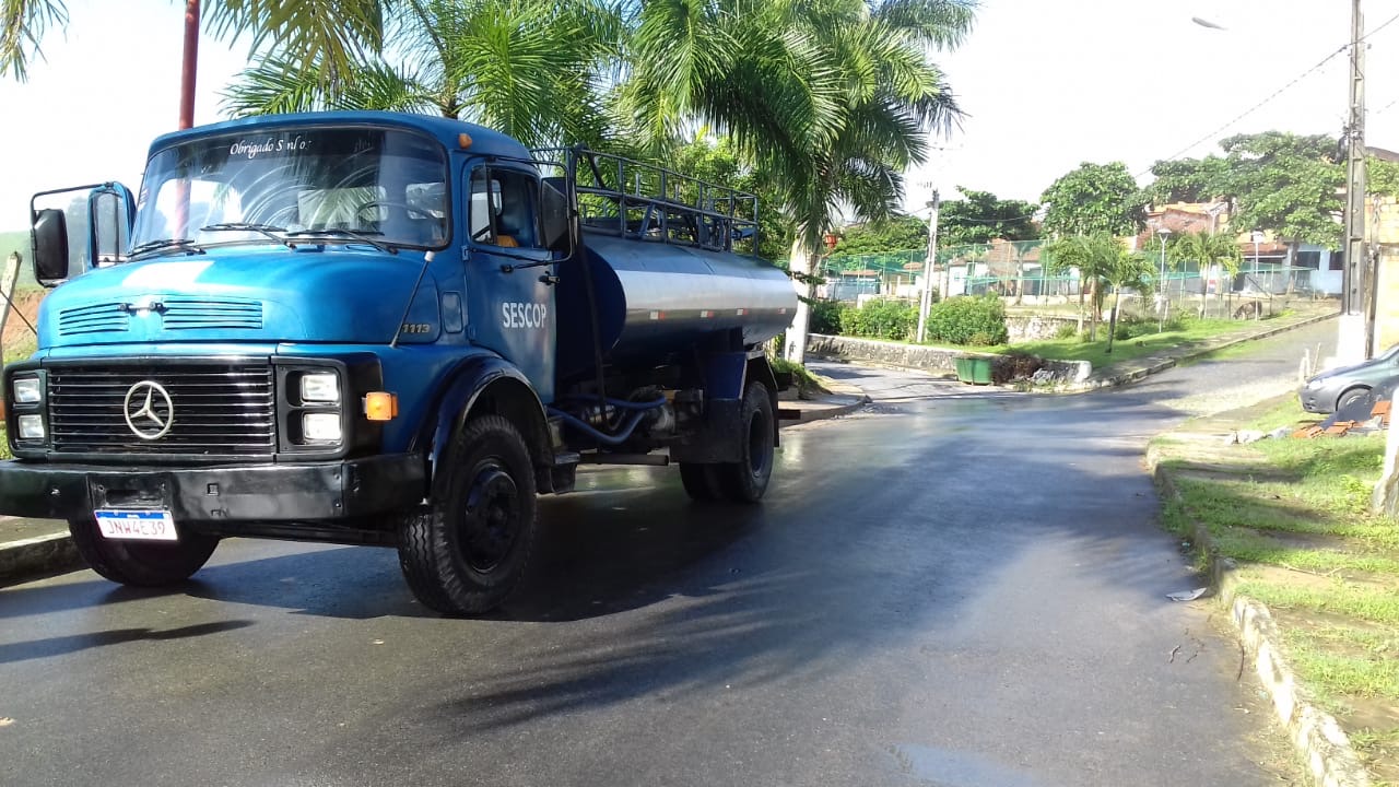 Prefeitura de SFC continua com a desinfecção e higienização de espaços públicos contra o coronavírus