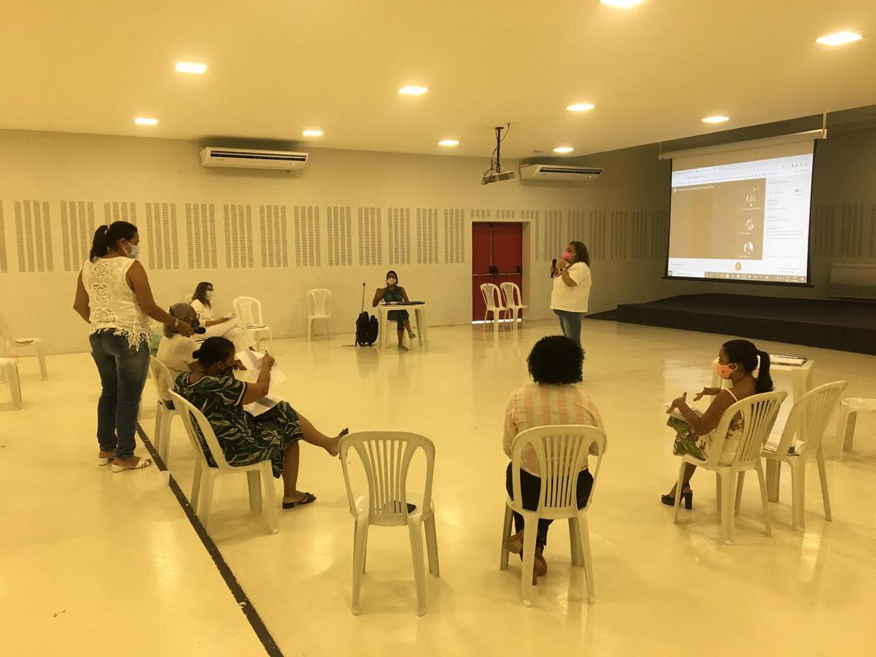 Volta às aulas 2021 - Secretaria da Educação debate retorno das atividades remotas com Comitê Gestor