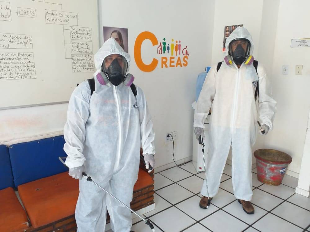 COVID-19 - Sede do CREAS passa por desinfecção para evitar o coronavírus
