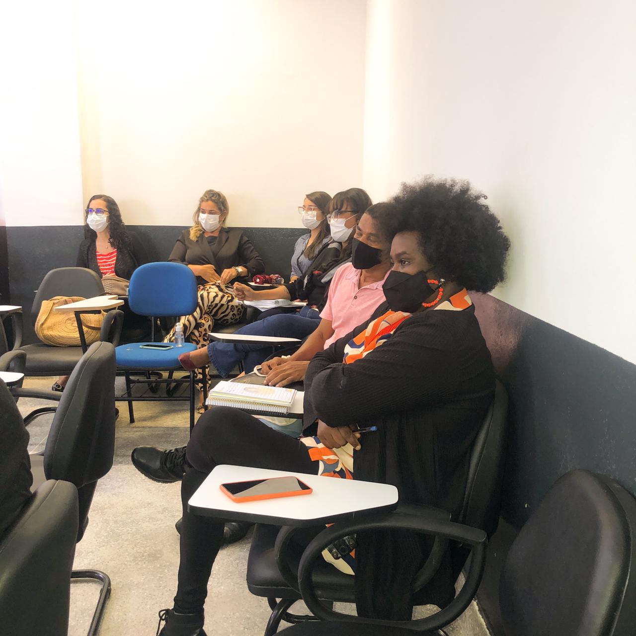 Prefeitura discute enfrentamento às violências contra crianças e adolescentes