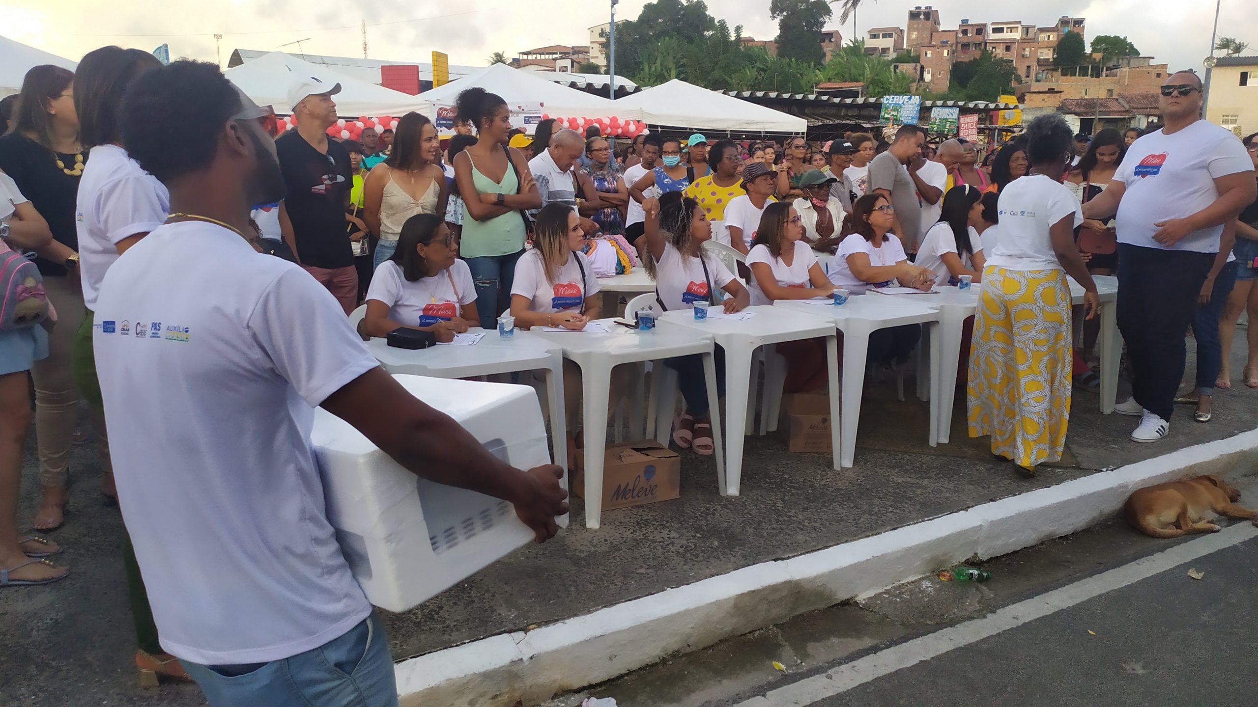 Prefeitura celebrou a semana do Dia das Mães com sorteios de brindes nos bairros e na sede