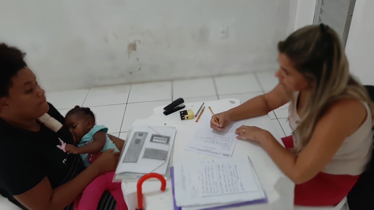 A Prefeitura, por meio da SEDES, realizou o CRAS Itinerante no Monte Recôncavo