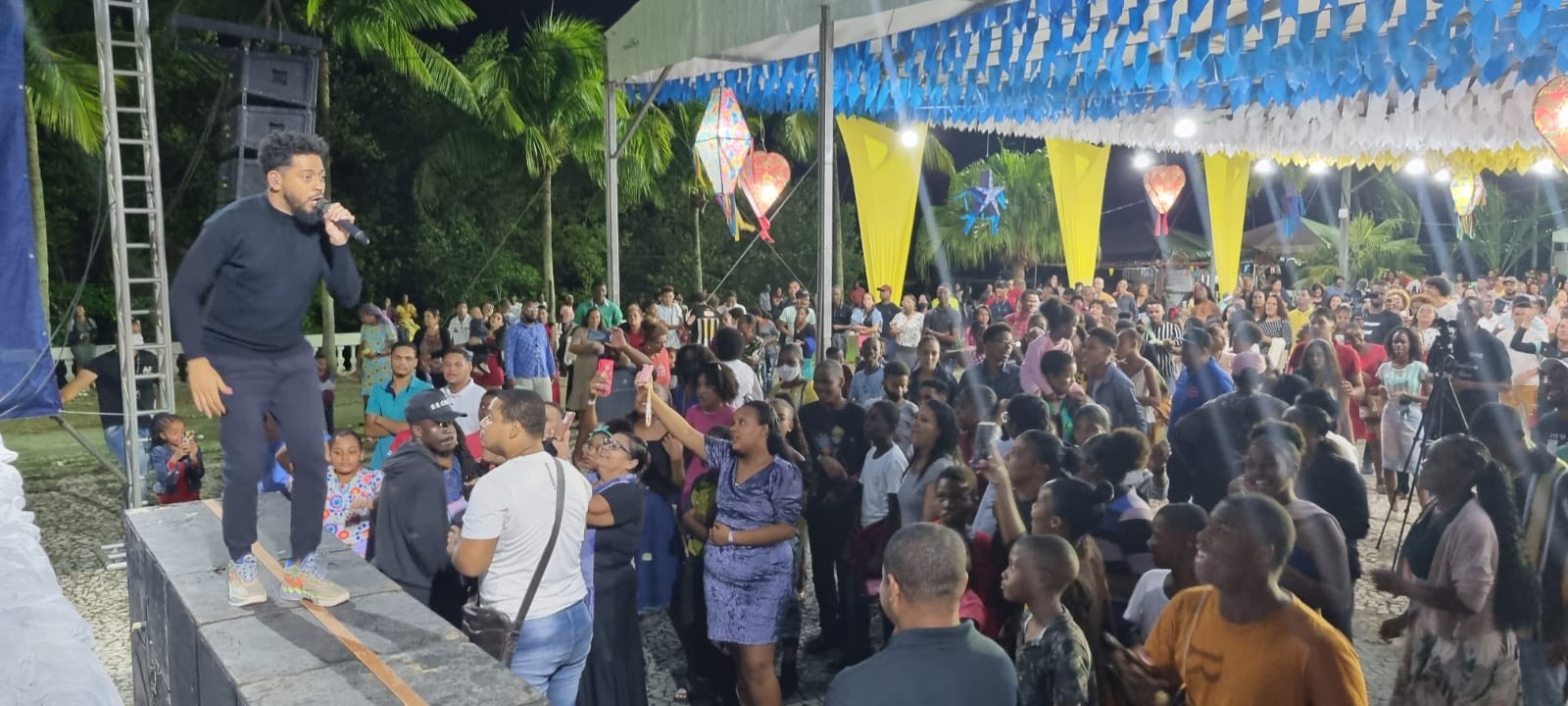 Pregação, louvor e shows marcaram o primeiro dia da Festa da Colheita, em São Francisco do Conde