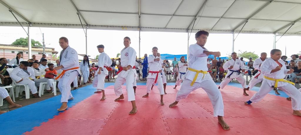 Atletas de São Francisco do Conde brilharam no Festival de Artes Marciais