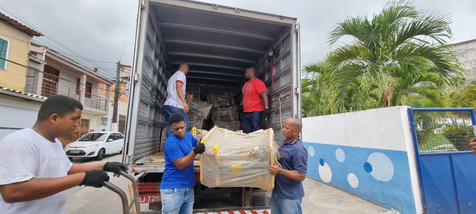 Prefeitura renova mobiliário das Escolas da Rede Municipal