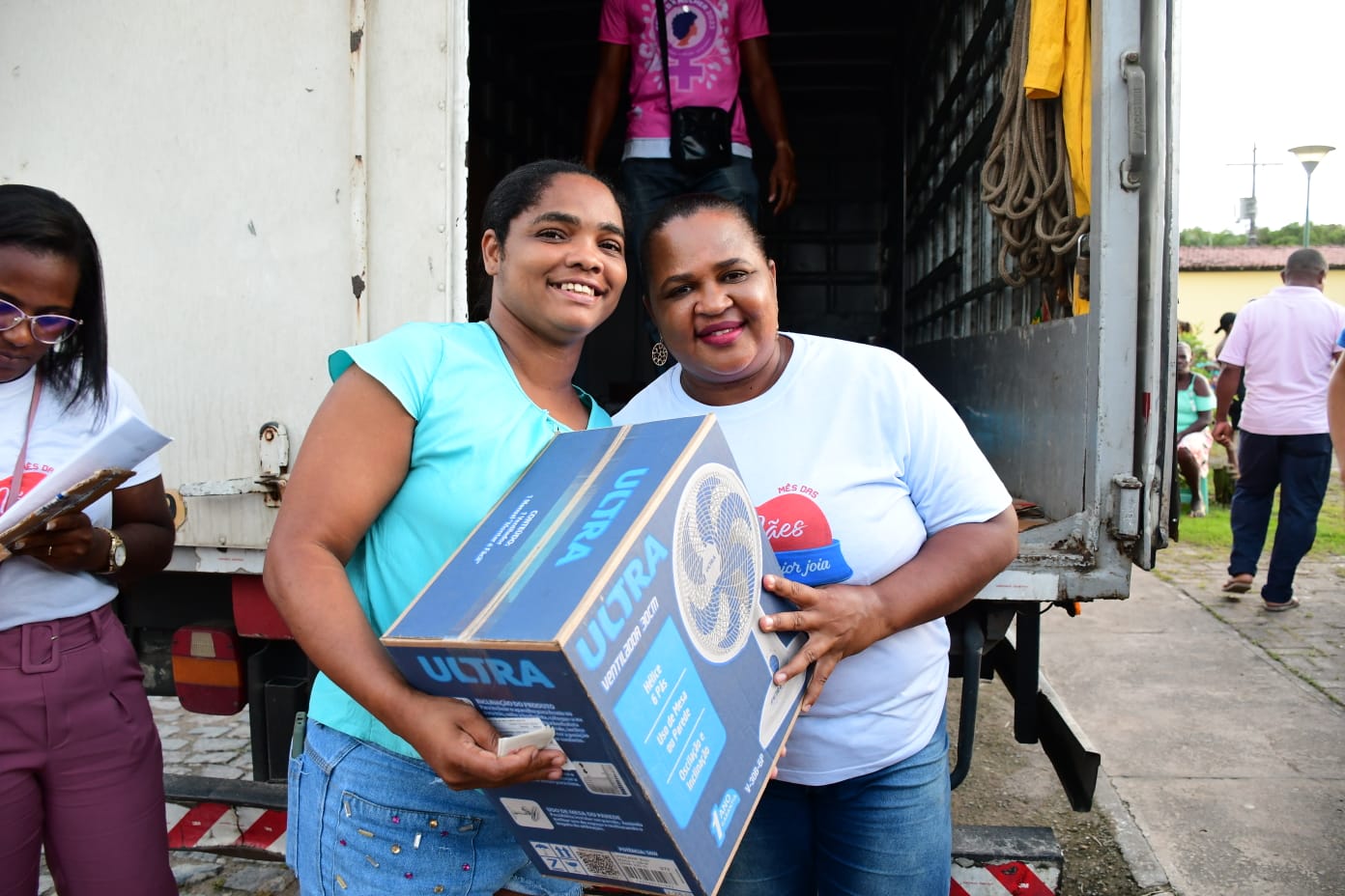 MÊS DAS MÃES: Prefeitura vem realizando sorteios nos bairros da cidade