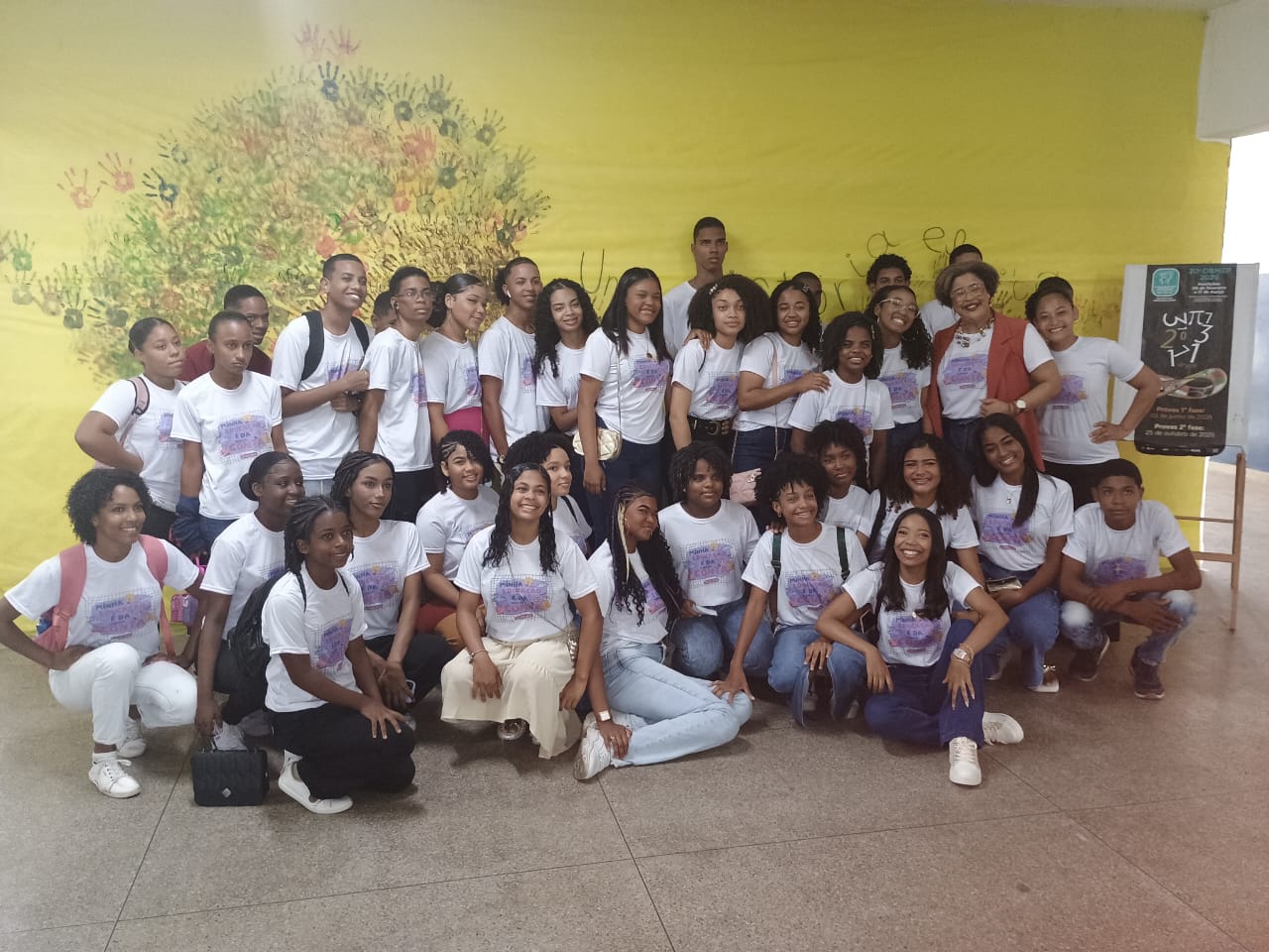 SEDUC promove tour cultural em Salvador com alunos do 9º ano do CECBA por meio de projeto interdisciplinar