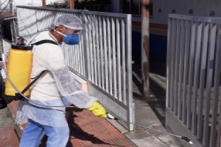 Prefeitura continua com operação de desinfecção e higienização contra o coronavírus por toda cidade