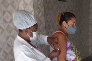 São Francisco do Conde intensifica vacinação de adultos entre 20 e 49 anos, contra sarampo, caxumba e rubéola