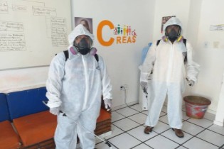 COVID-19 - Sede do CREAS passa por desinfecção para evitar o coronavírus