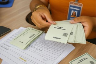 Carteiras de Identidade Nacional feitas no SAC Móvel em São Francisco do Conde já estão prontas e podem ser retiradas a partir desta segunda-feira (28)
